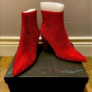 Betsy Johnson SB-Cady Red 7.5